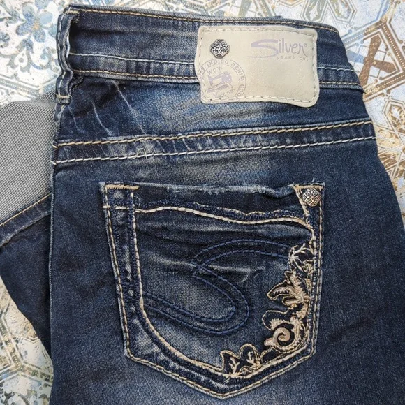 Silver capri - Picture 2 of 5